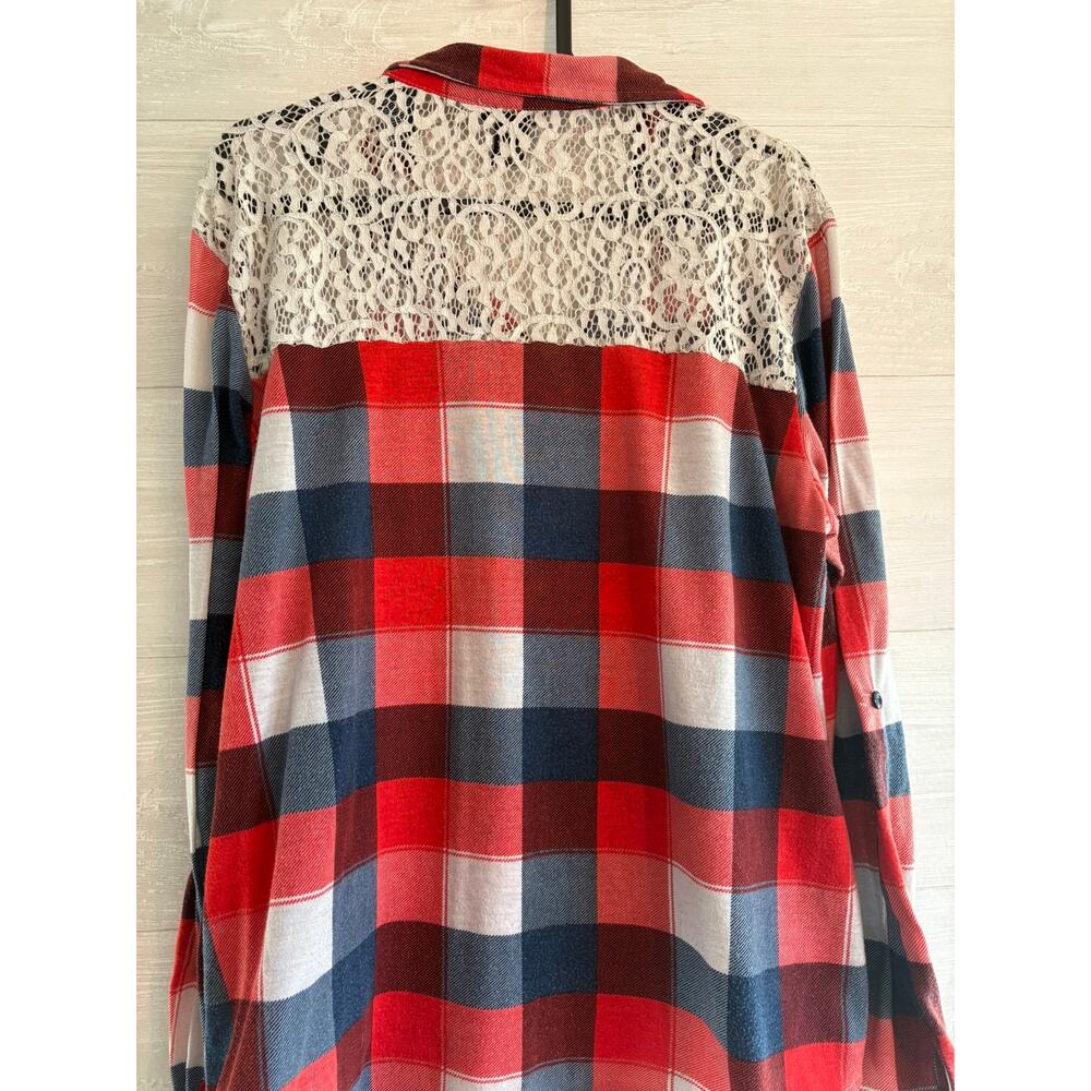 Lace flannel button up - Picture 4 of 4